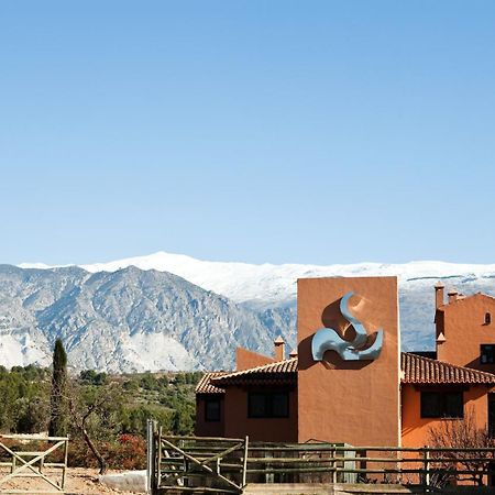 Hotel & Winery Senorio De Nevada Villamena Экстерьер фото
