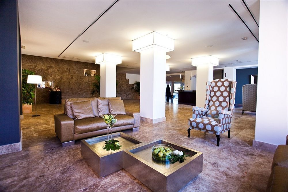 Hotel & Winery Senorio De Nevada Villamena Интерьер фото